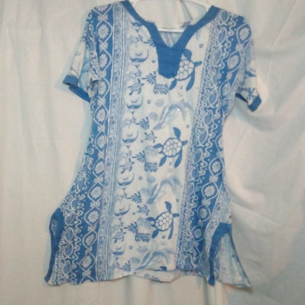 3/$25 Coral Bay top